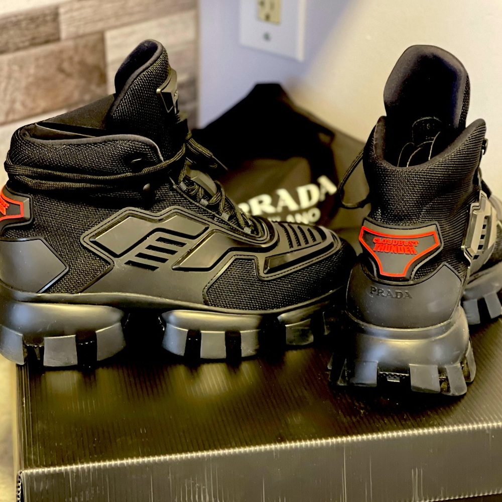I wear a 7 1/2 but I bought a size 6 cause Prada are cut big